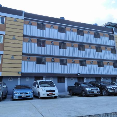 Rinrada Place Hotel Ubon Ratchathani Exterior foto