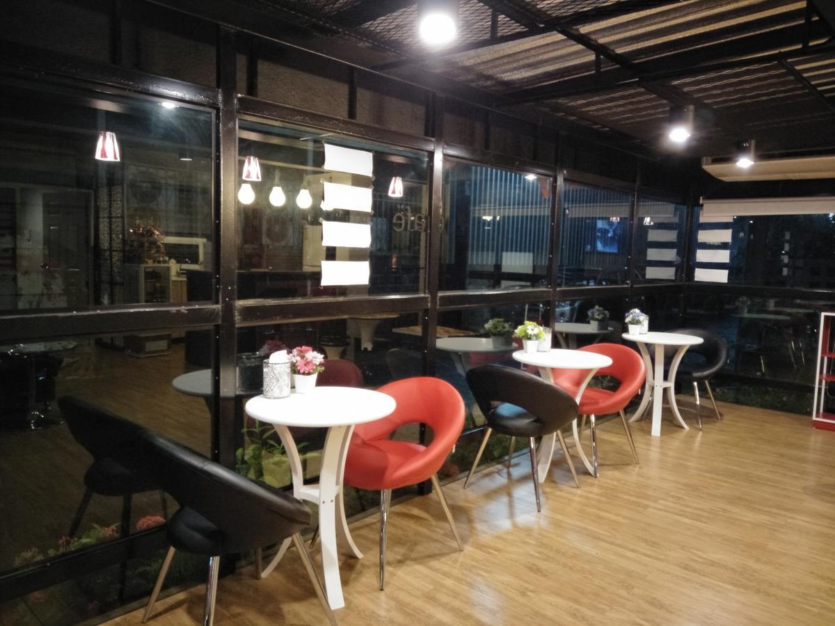 Rinrada Place Hotel Ubon Ratchathani Exterior foto