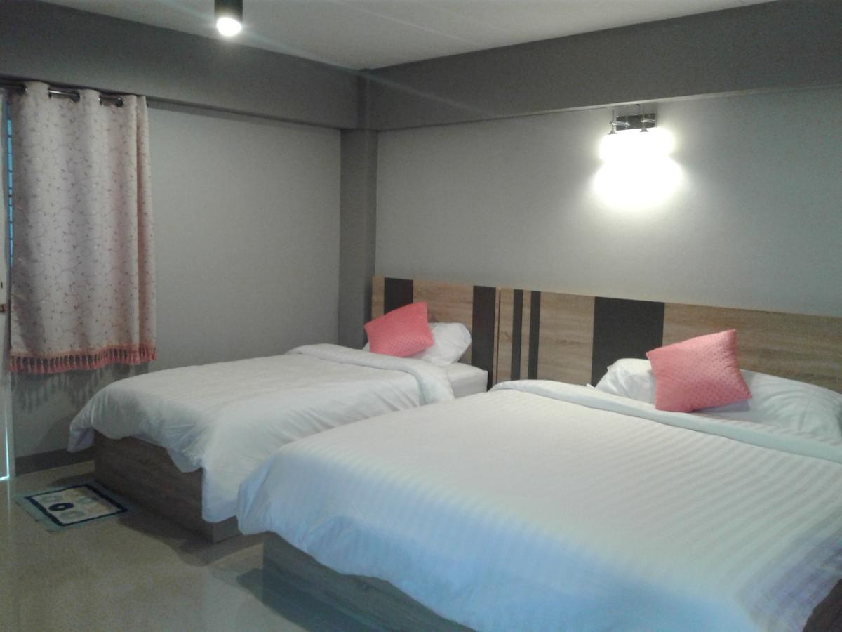 Rinrada Place Hotel Ubon Ratchathani Exterior foto