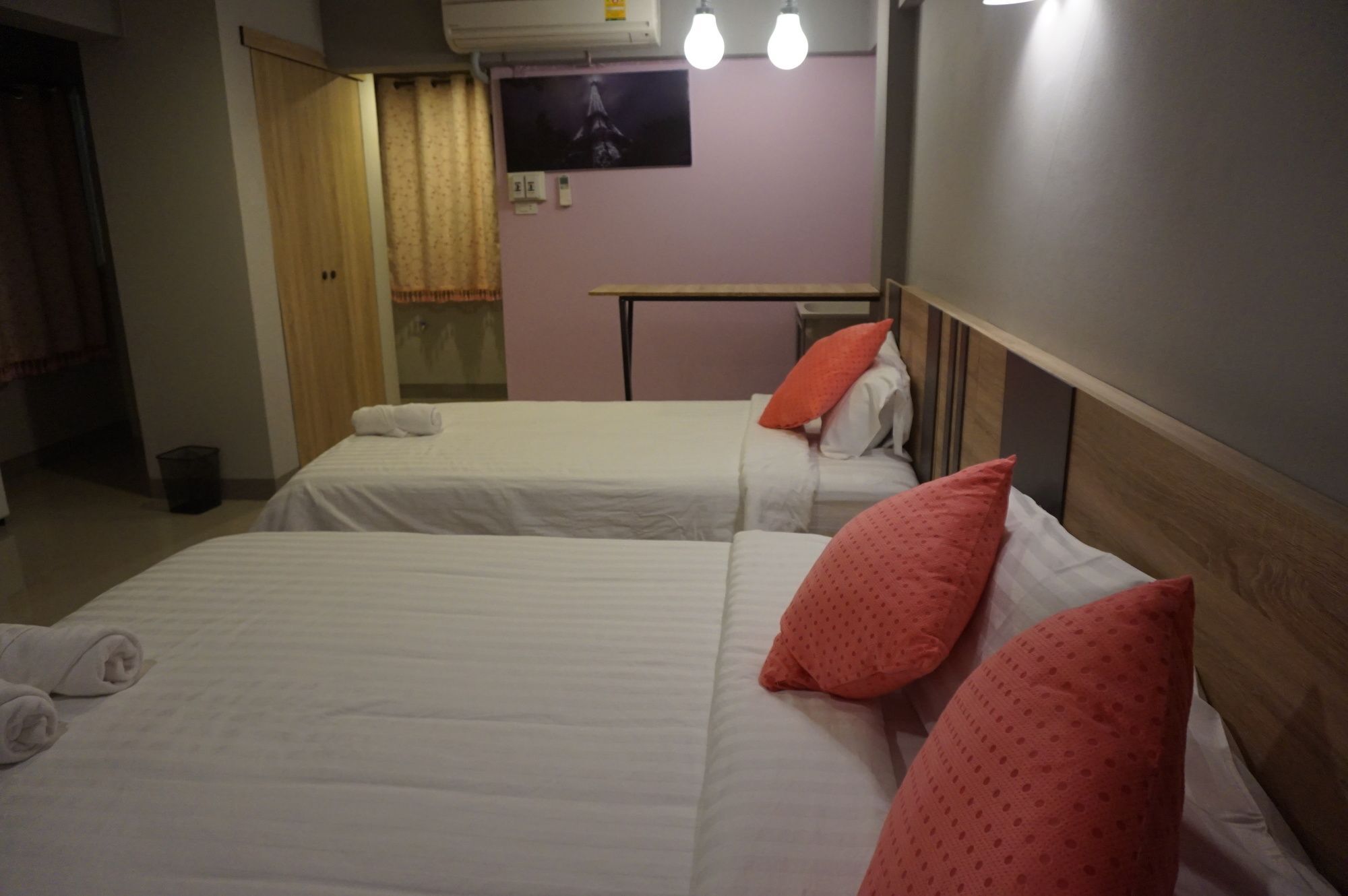 Rinrada Place Hotel Ubon Ratchathani Exterior foto