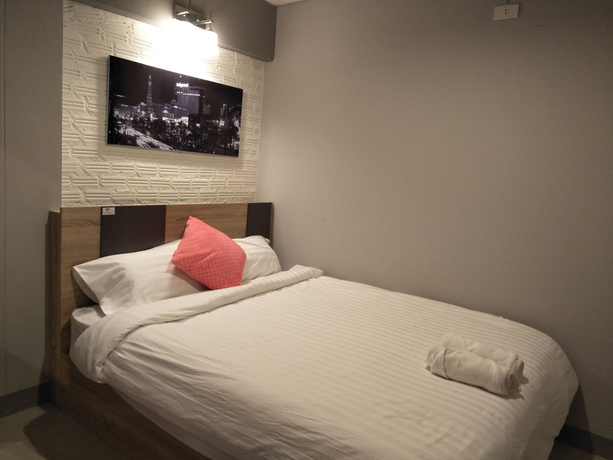 Rinrada Place Hotel Ubon Ratchathani Exterior foto